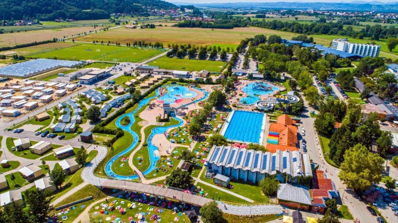 Mad House 1, Terme Catez Catez ob Savi